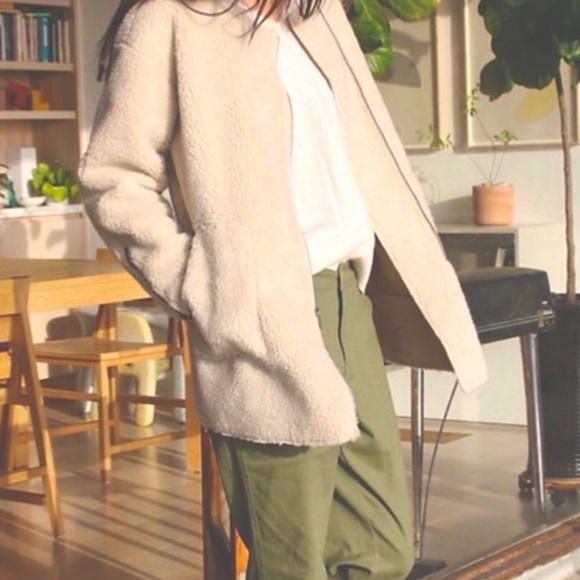 Elizabeth and James Jackets & Blazers - 🌼Elizabeth and James Sherpa Coat Jacket Small Cream Beige